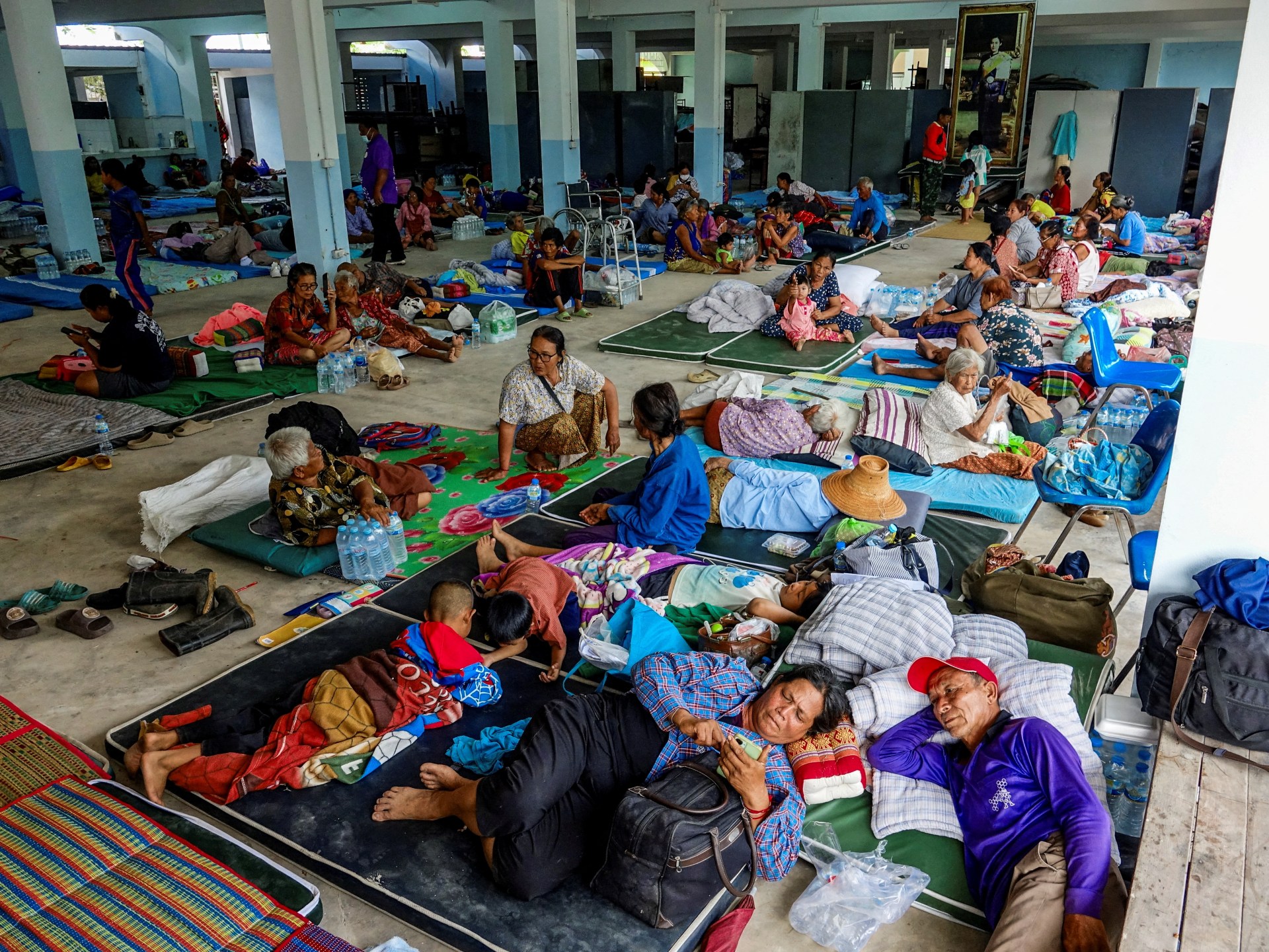 Photos: Thailand-Cambodian clashes force 100,000 into Thai shelters