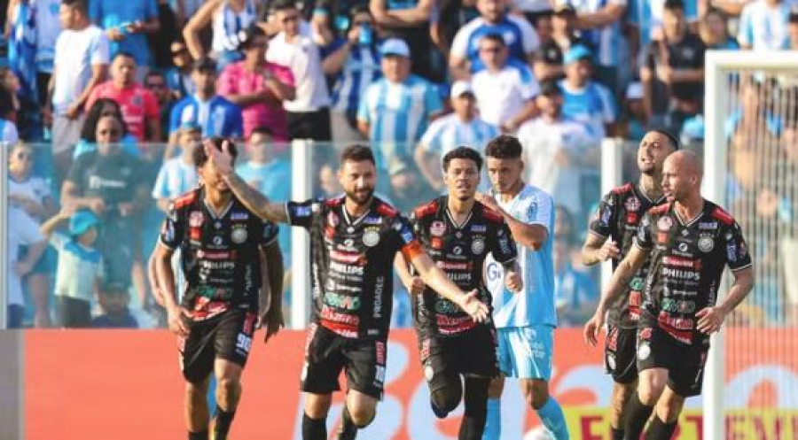 Operário-PR vira diante do Paysandu em plena Curuzu e sobe uma posição