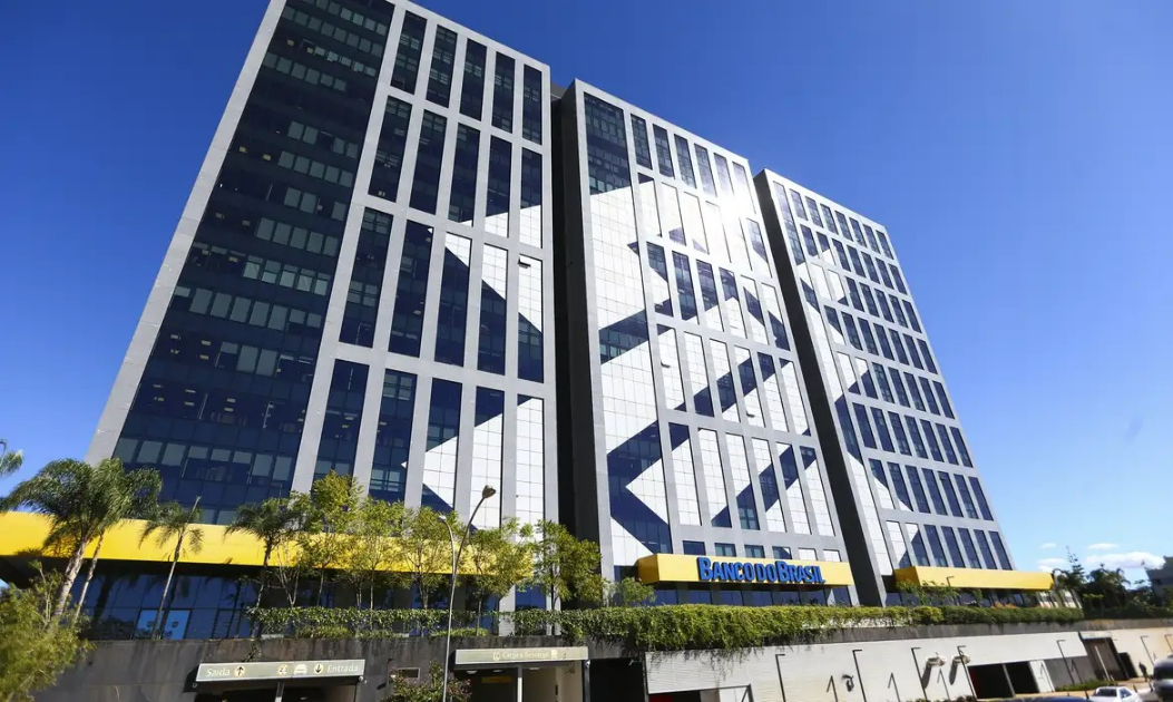 PF deve apurar fake news que miram Banco do Brasil