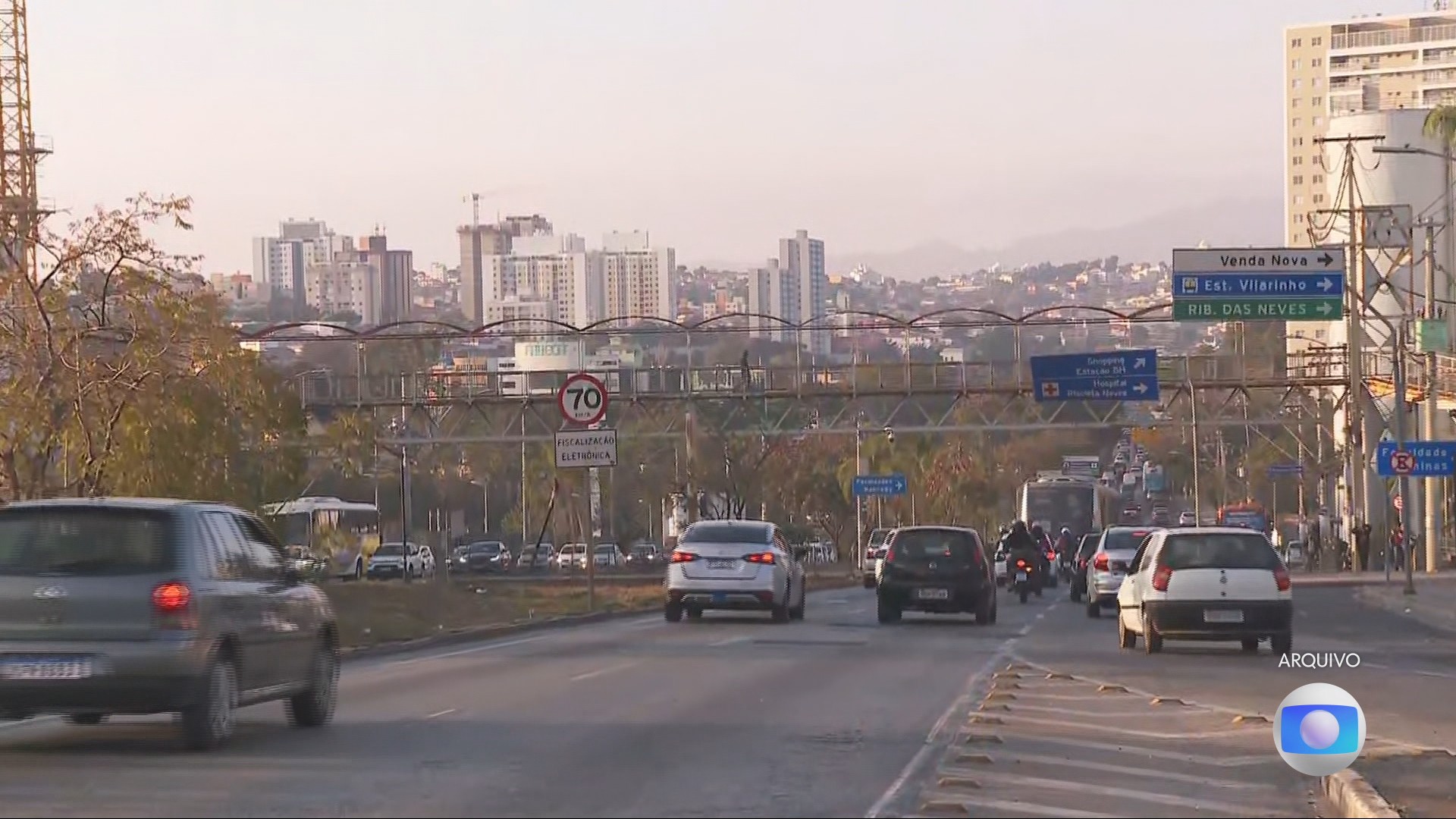 Novos radares começam a operar em BH para coibir infrações no trânsito